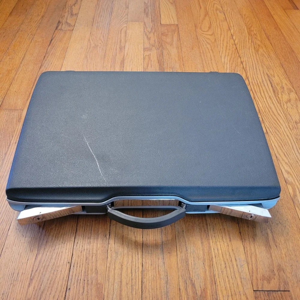 Samsonite 18